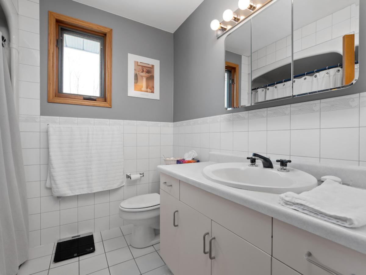 Four Piece Bath