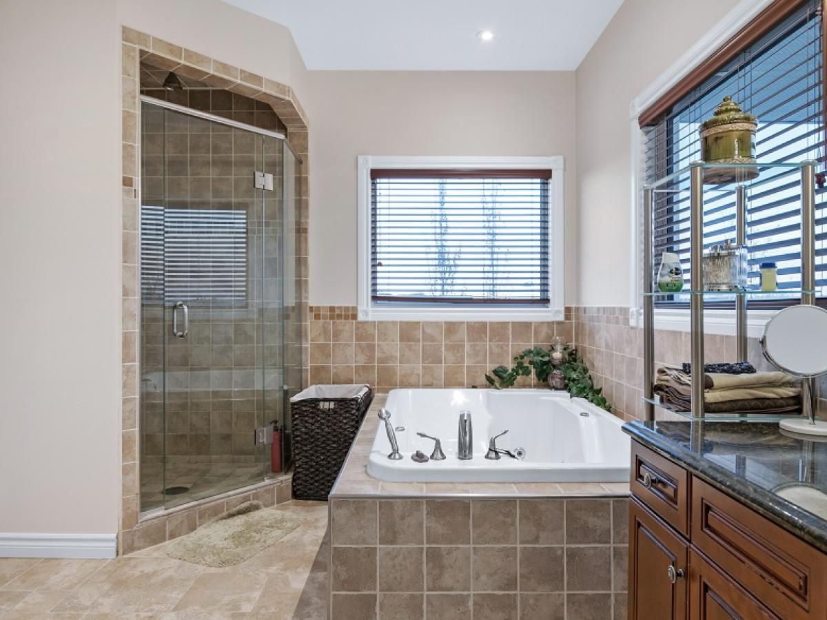 5 Piece Ensuite